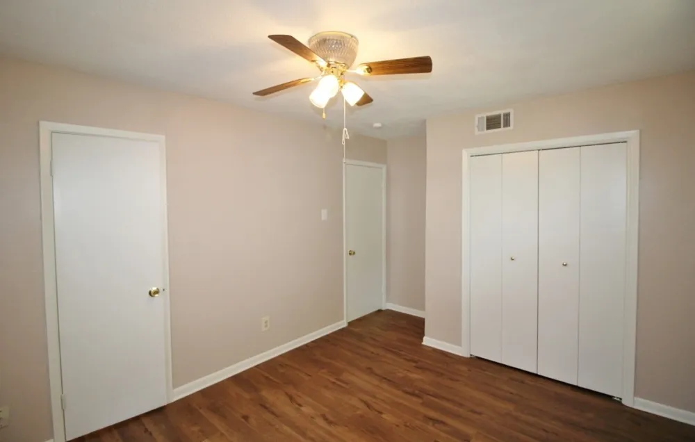 821 Rea Avenue Lancaster, TX 75146