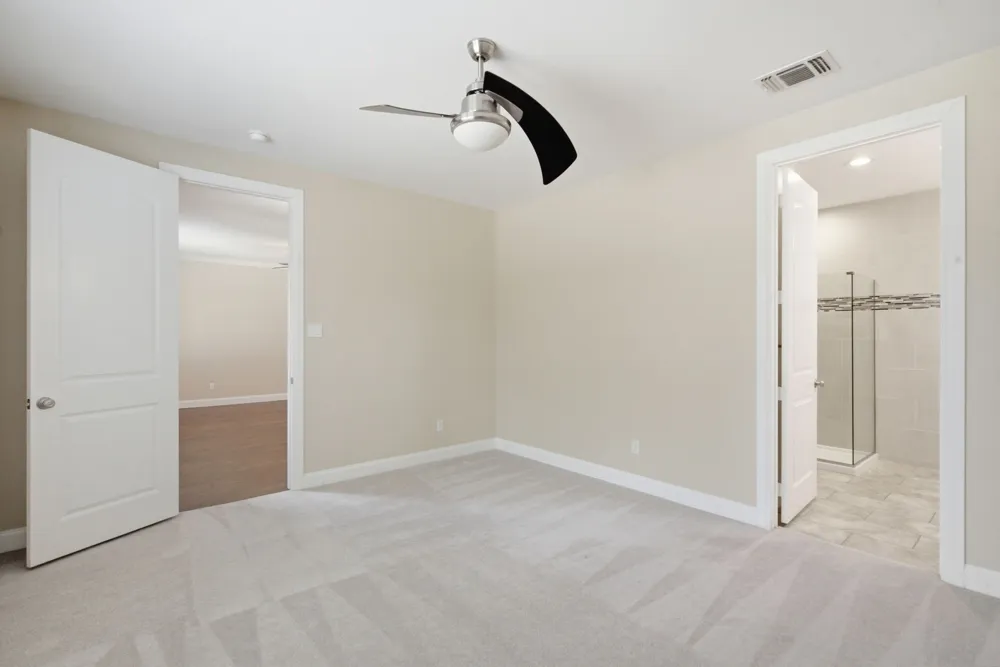 5221 Park Drive River Oaks, TX 76114