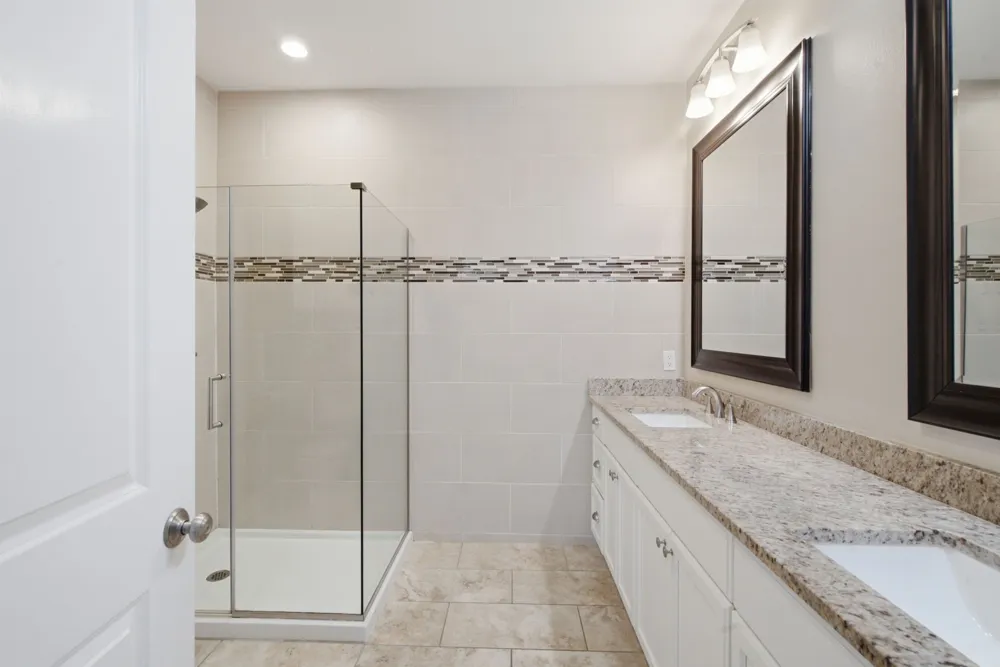 5221 Park Drive River Oaks, TX 76114