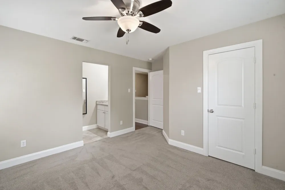 5221 Park Drive River Oaks, TX 76114