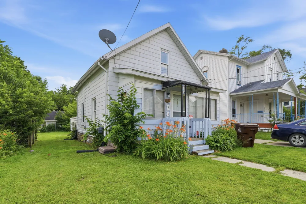612 Baker Street Lansing, MI 48910