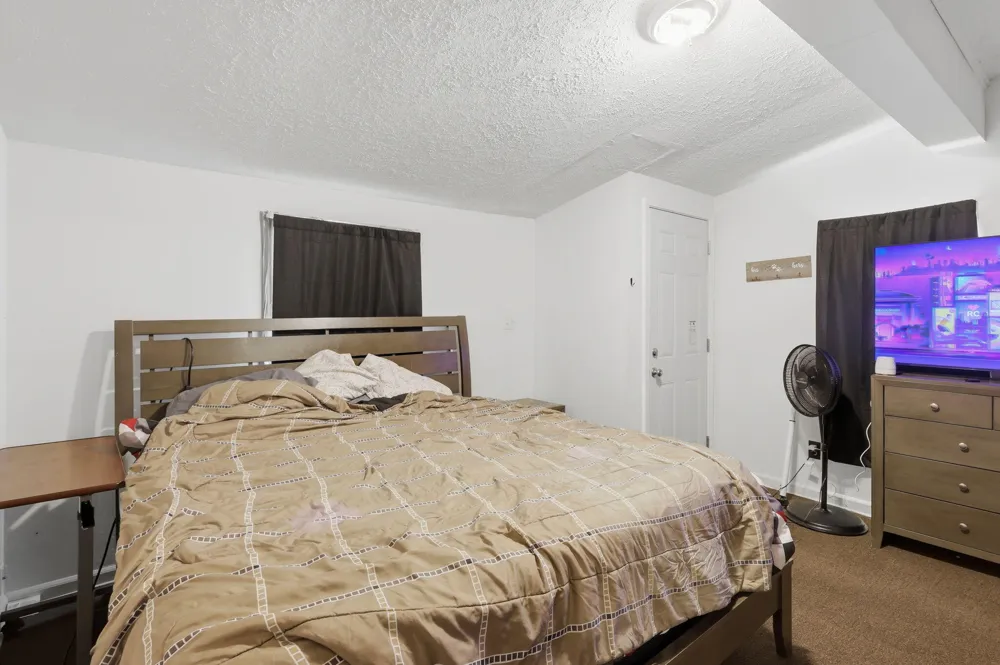 612 Baker Street Lansing, MI 48910