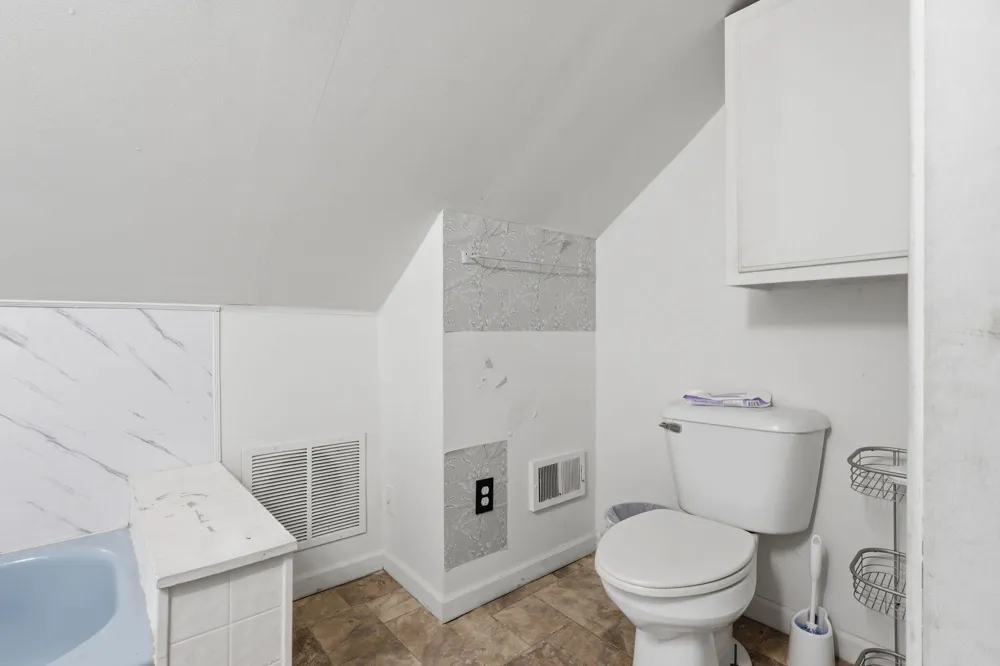 612 Baker Street Lansing, MI 48910