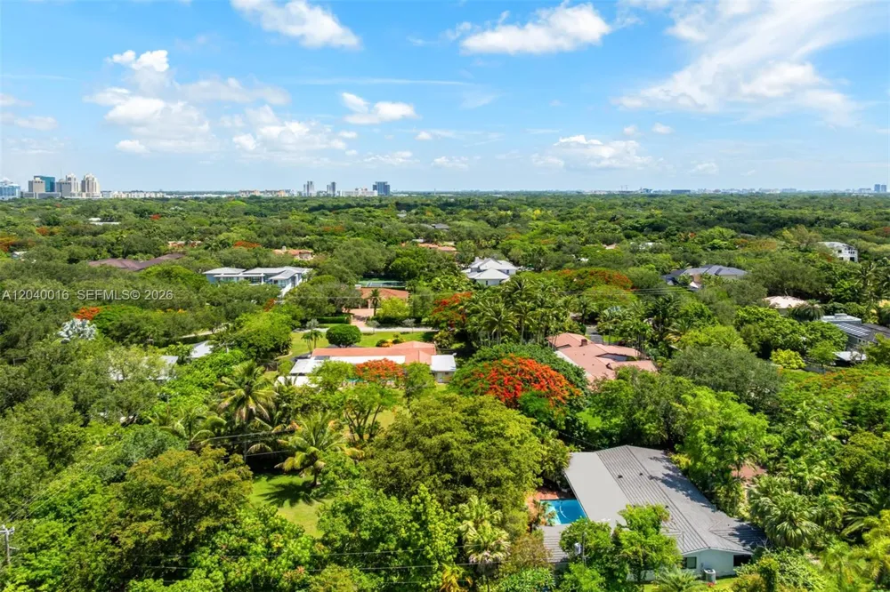 11100 SW 67th Ave Pinecrest, FL 33156