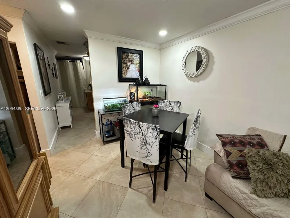 11537 SW 6th St Sweetwater, FL 33174