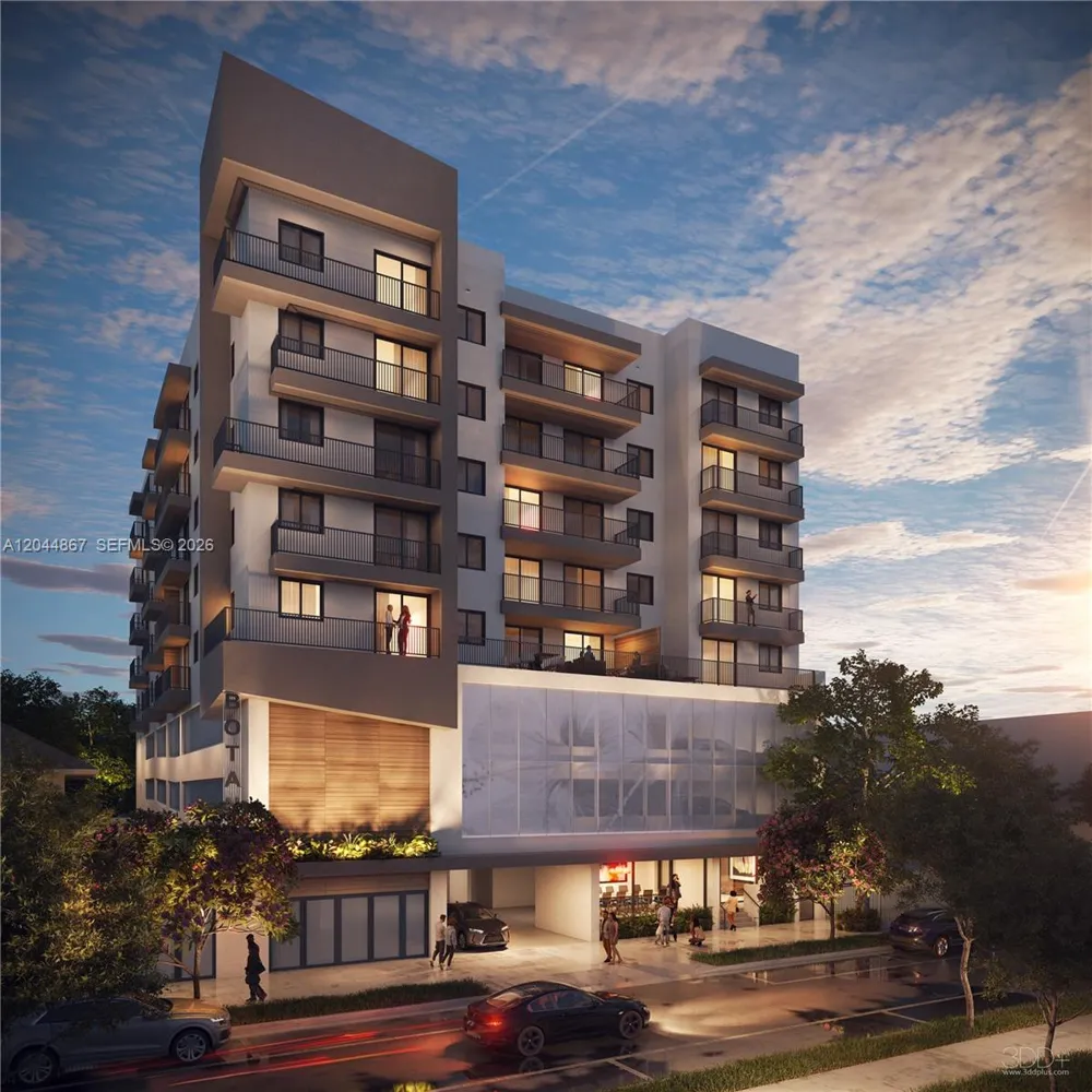 758 NW 2nd St #409 Miami, FL 33128