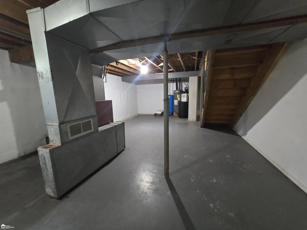 819 W Summit Street Vernon Township, MI 48429