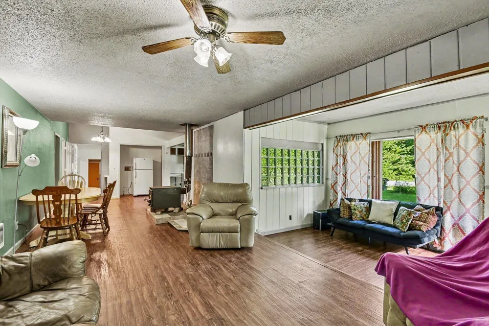 7579 Hillsdale Drive Plainfield Township, MI 48739