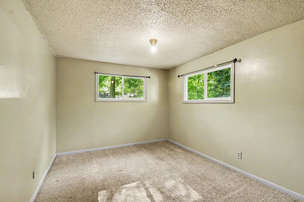 7579 Hillsdale Drive Plainfield Township, MI 48739