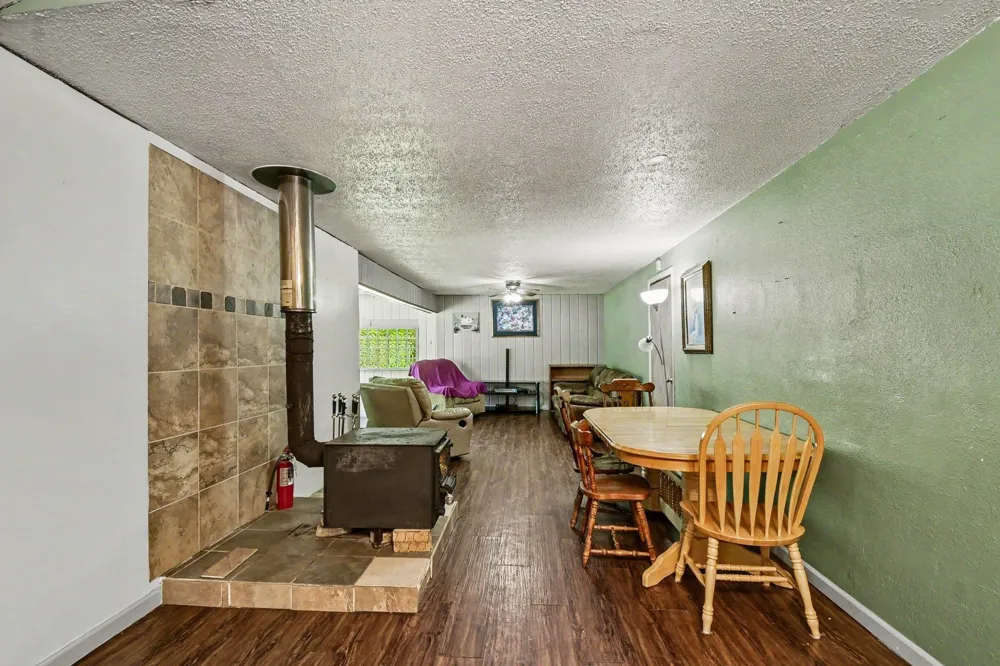 7579 Hillsdale Drive Plainfield Township, MI 48739