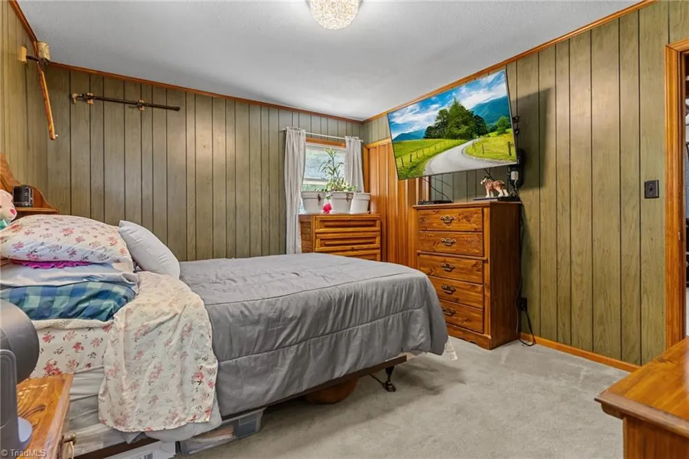 78 Stardust Lane Glade Valley, NC 28627