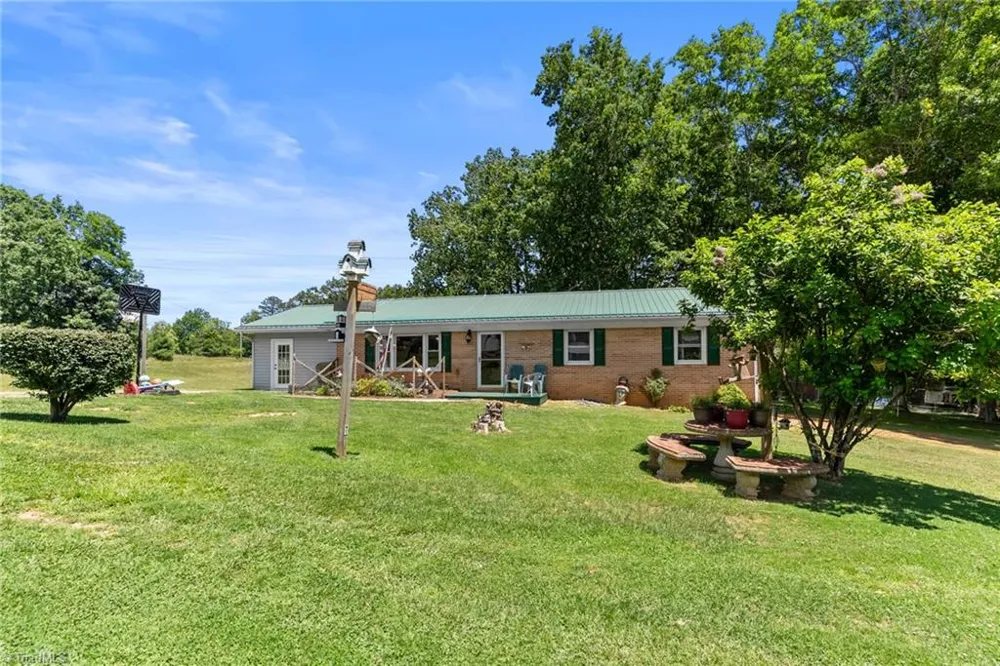 78 Stardust Lane Glade Valley, NC 28627