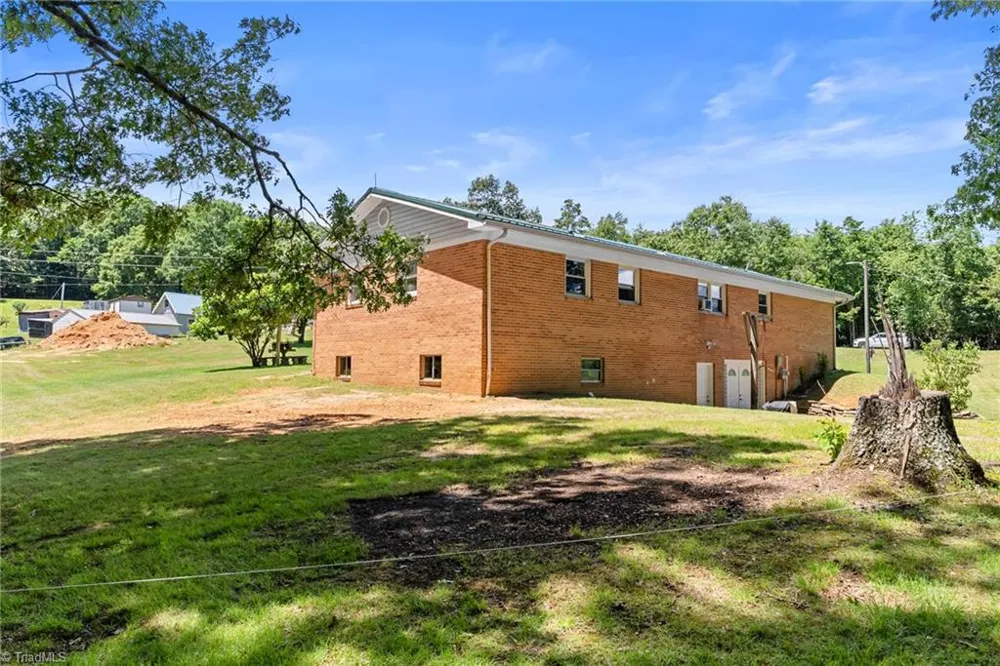 78 Stardust Lane Glade Valley, NC 28627