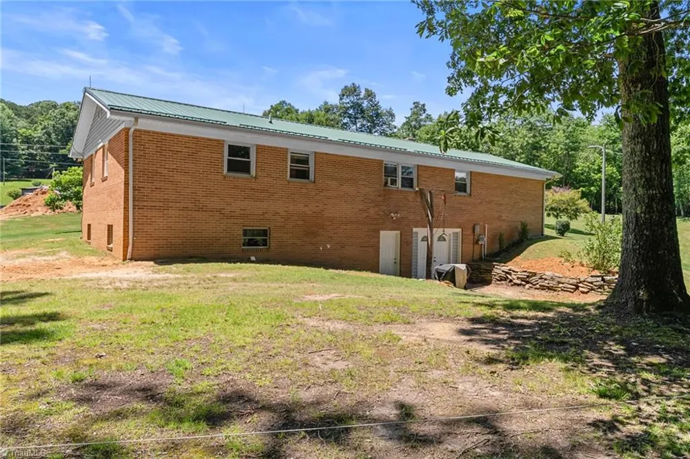 78 Stardust Lane Glade Valley, NC 28627