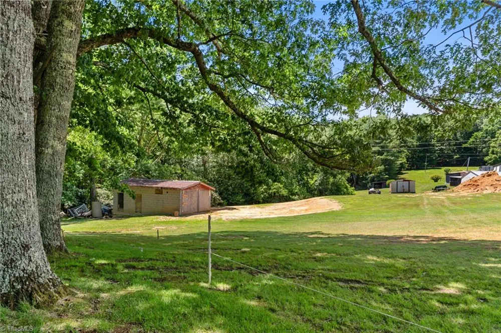 78 Stardust Lane Glade Valley, NC 28627