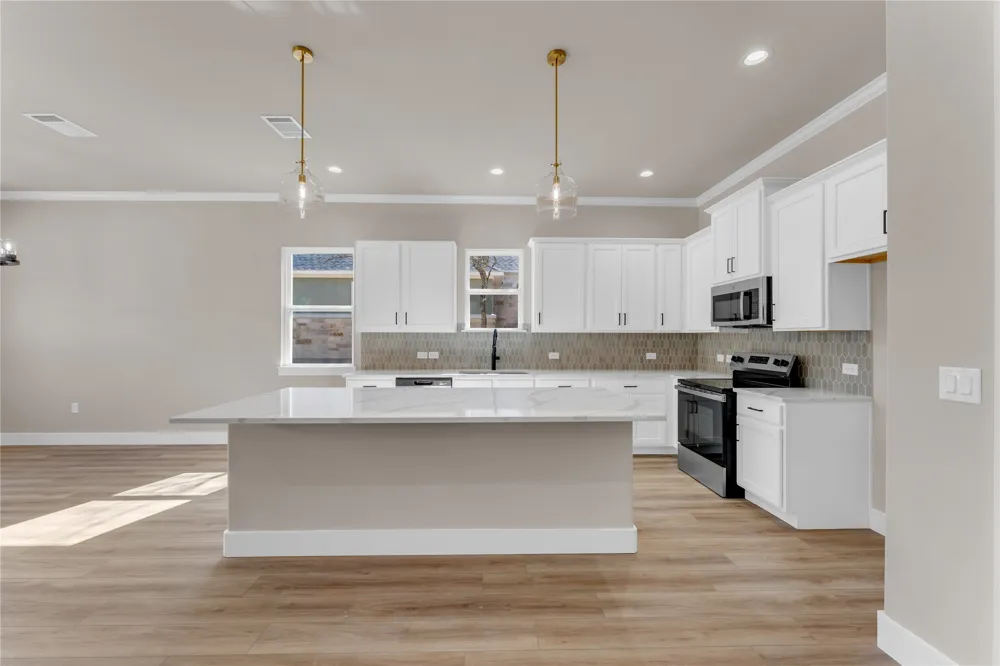 240 Sunday Drive Burnet, TX 78611