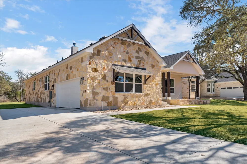 240 Sunday Drive Burnet, TX 78611