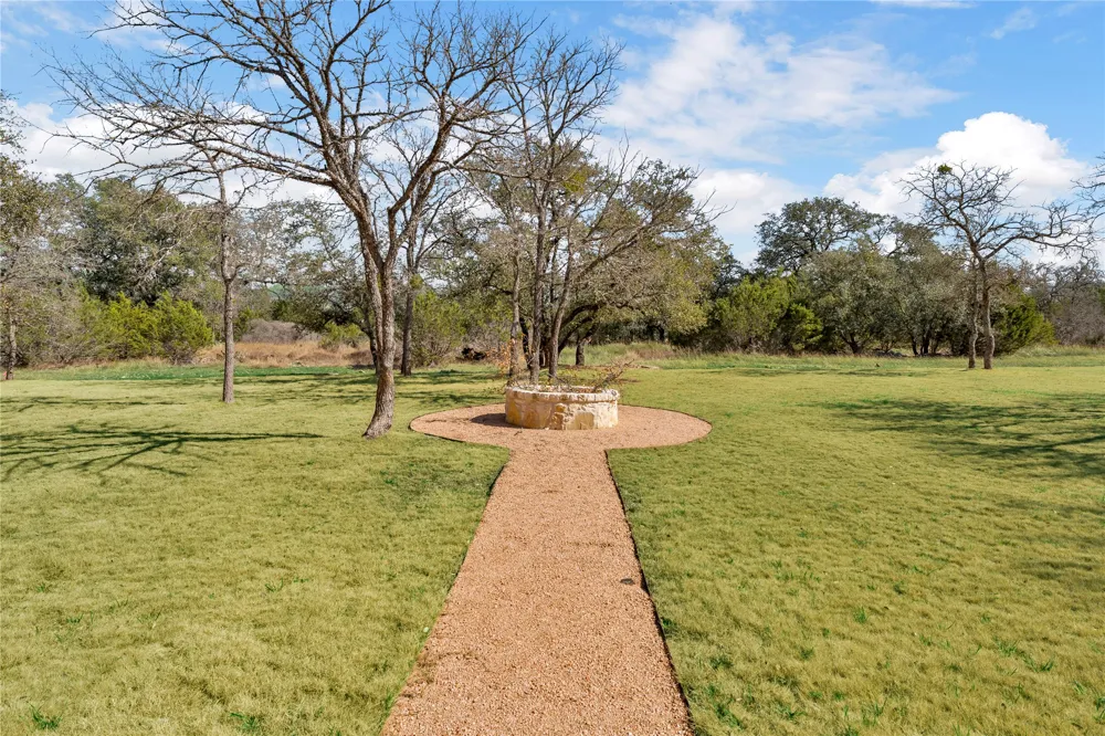 240 Sunday Drive Burnet, TX 78611