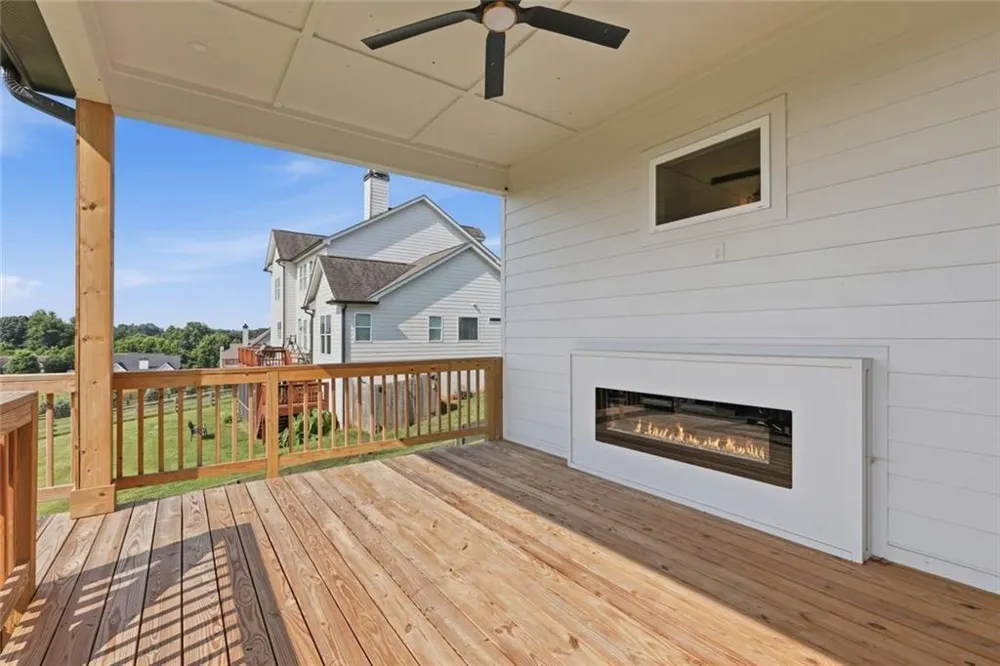 5746 Avalon Commons Way Clermont, GA 30527
