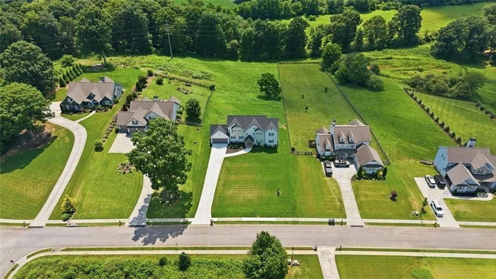 5746 Avalon Commons Way Clermont, GA 30527