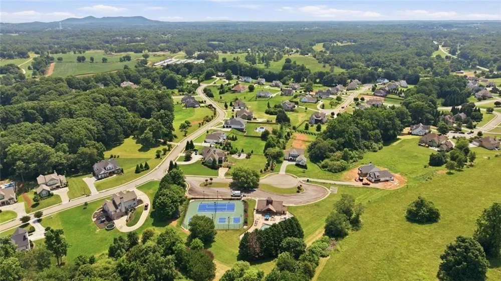 5746 Avalon Commons Way Clermont, GA 30527