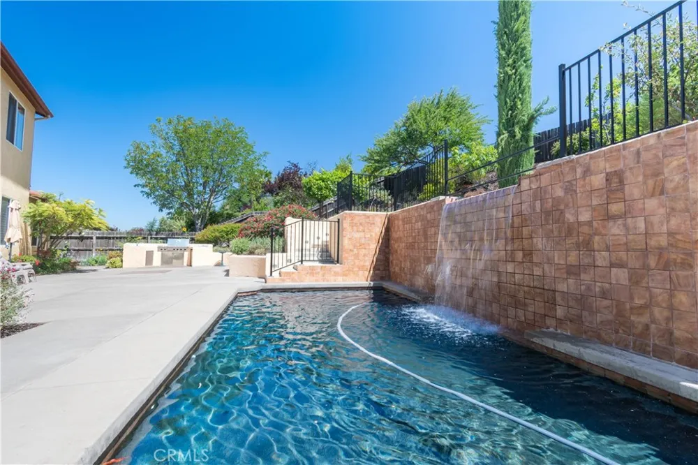781 Angus St. Paso Robles, CA 93446