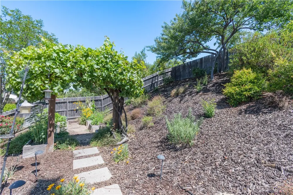 781 Angus St. Paso Robles, CA 93446