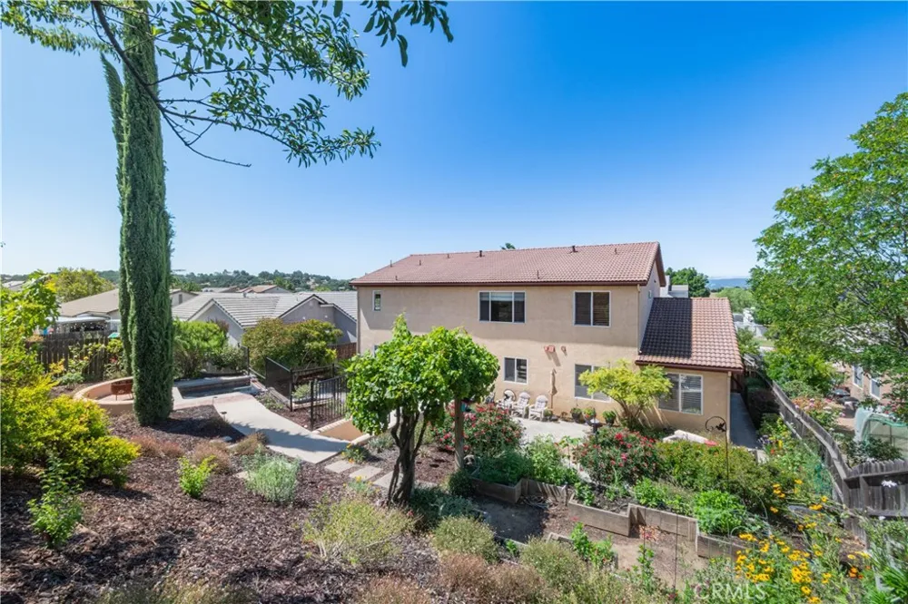781 Angus St. Paso Robles, CA 93446