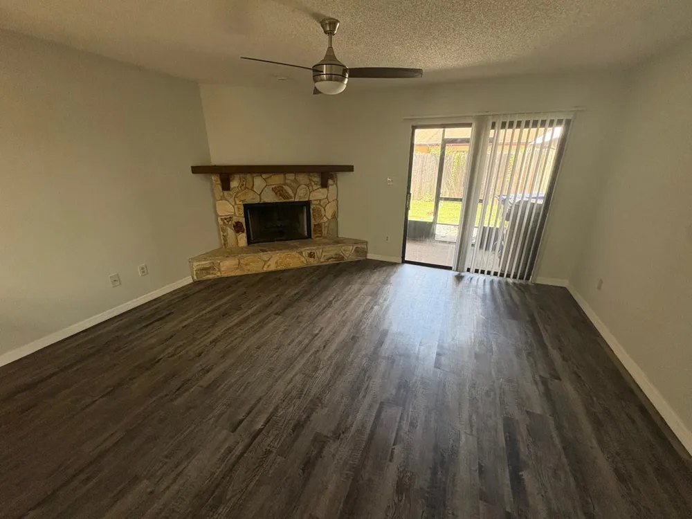 1838 Foxhall Circle Kissimmee, FL 34741