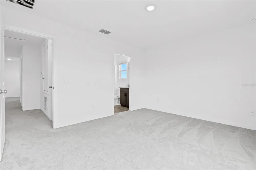 14942 WINDFLOWER ALLEY Winter Garden, FL 34787