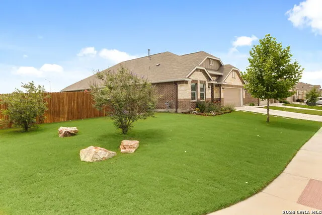 8935 Rancher Pl Seguin, TX 78155