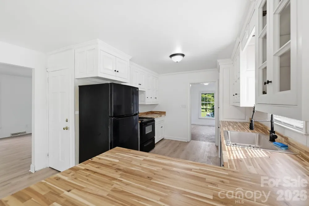 310 Roy Eaker Road Cherryville, NC 28021