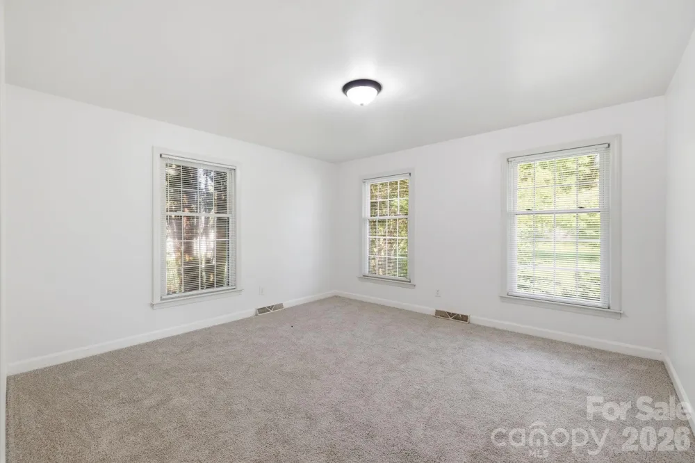 310 Roy Eaker Road Cherryville, NC 28021