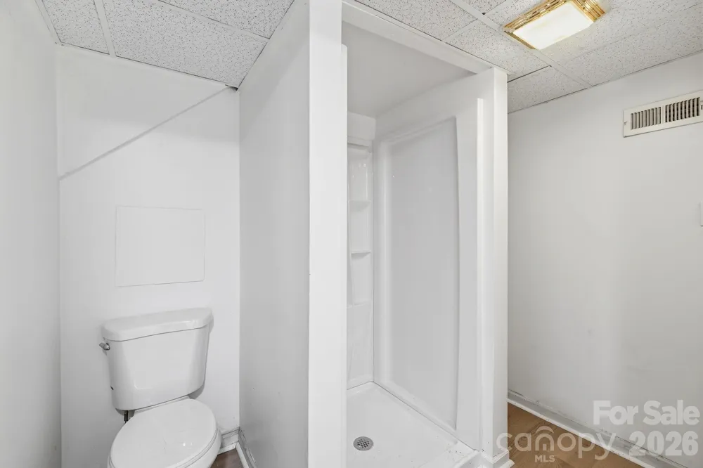 310 Roy Eaker Road Cherryville, NC 28021