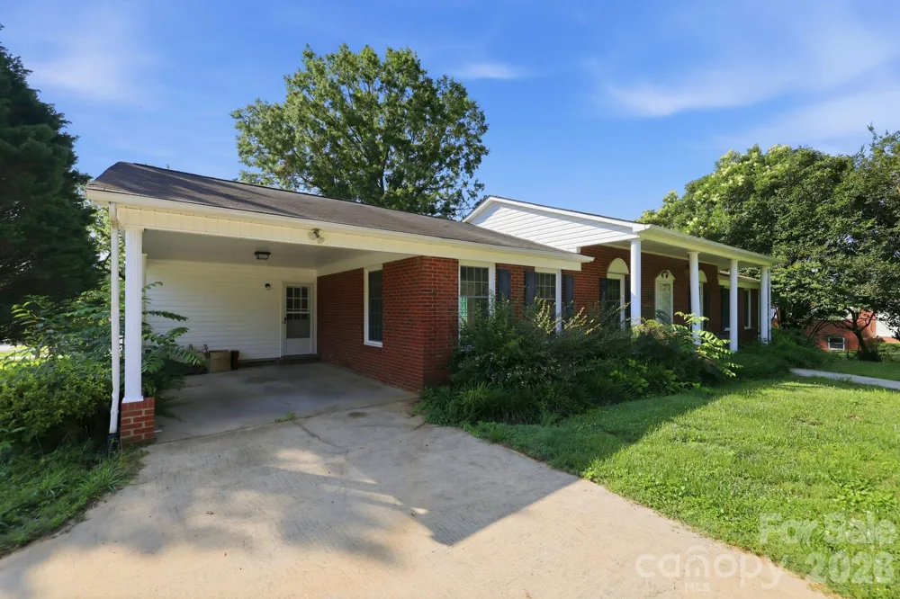 310 Roy Eaker Road Cherryville, NC 28021