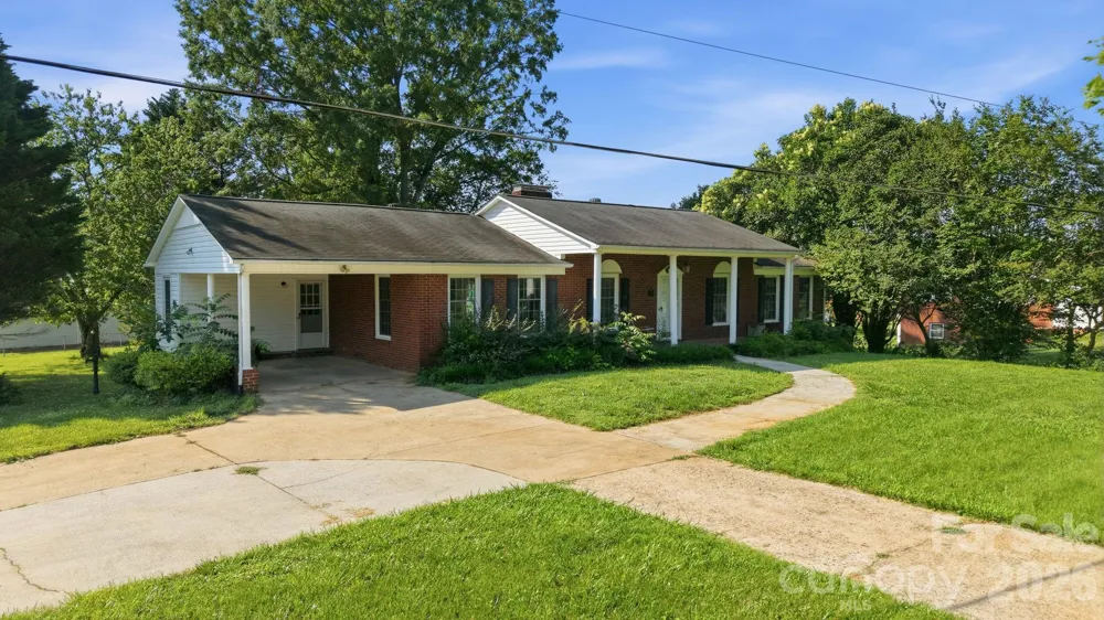 310 Roy Eaker Road Cherryville, NC 28021