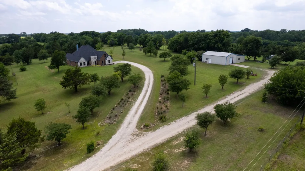 303 Celtic Road Howe, TX 75459