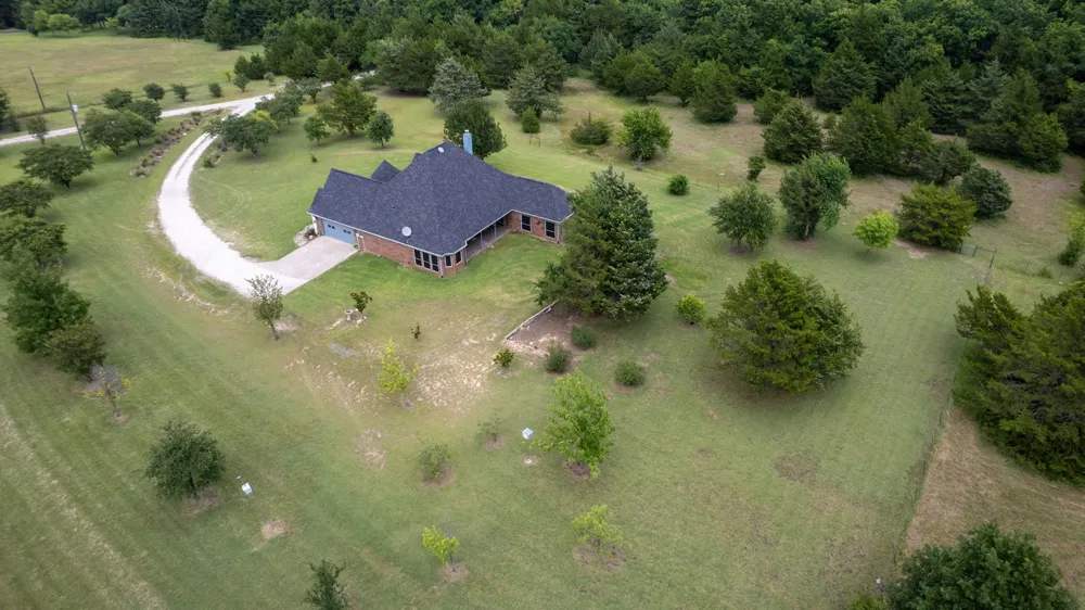 303 Celtic Road Howe, TX 75459