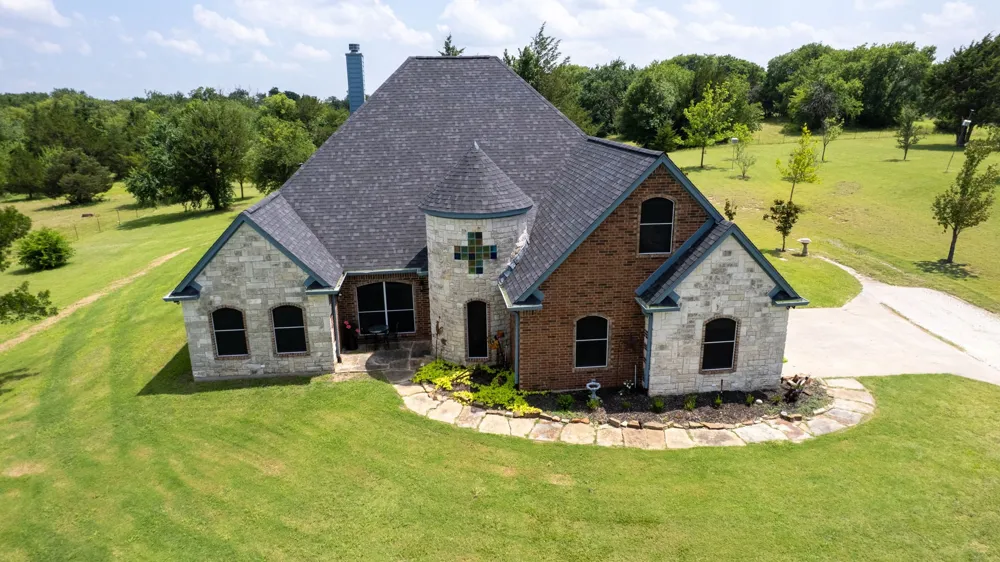 303 Celtic Road Howe, TX 75459