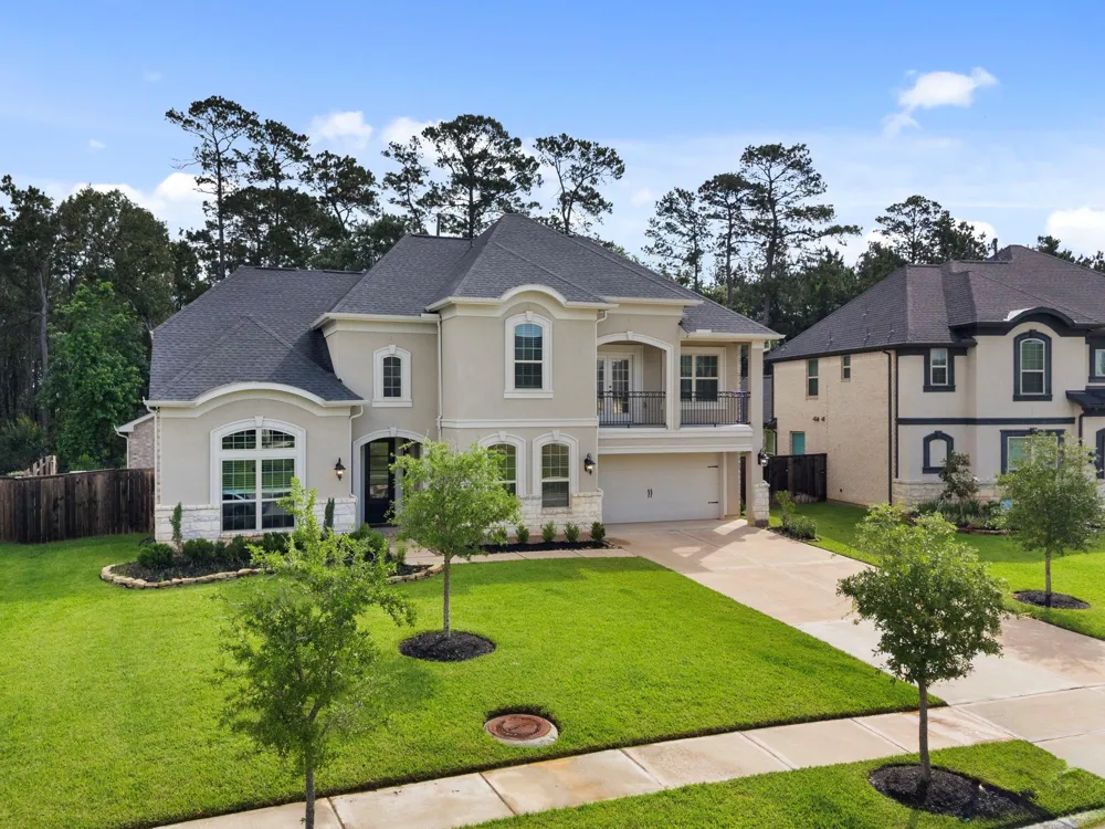 1021 Lakemont Bend Lane Pinehurst, TX 77362