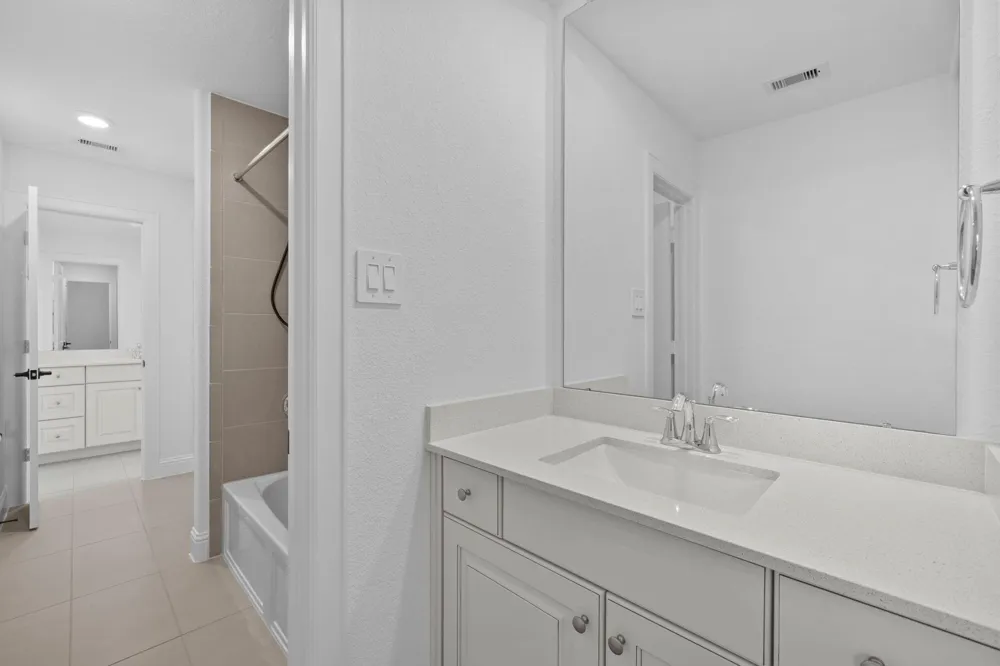 1021 Lakemont Bend Lane Pinehurst, TX 77362
