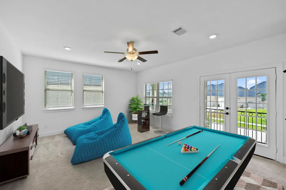 1021 Lakemont Bend Lane Pinehurst, TX 77362