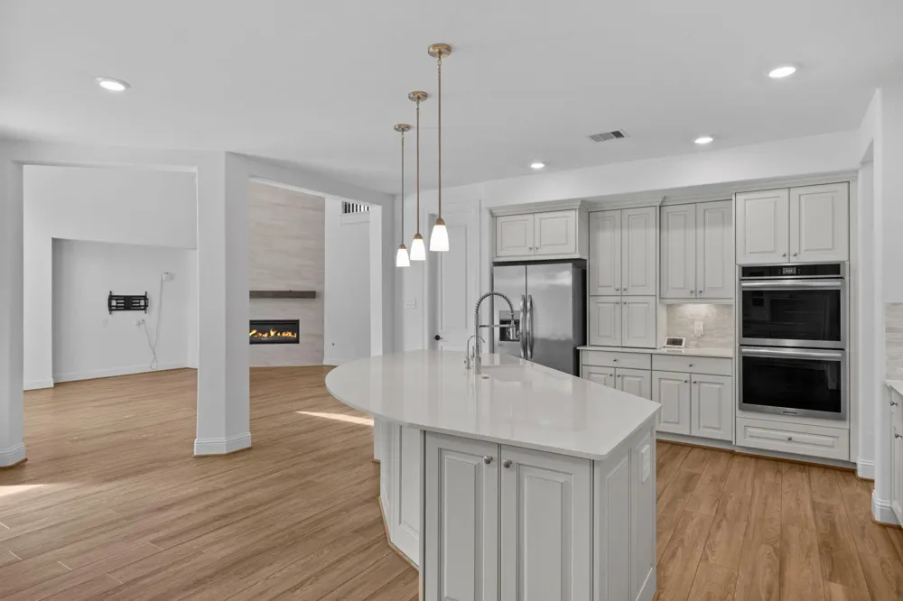 1021 Lakemont Bend Lane Pinehurst, TX 77362
