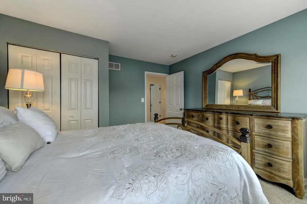 141 QUIET ROAD Sicklerville, NJ 08081
