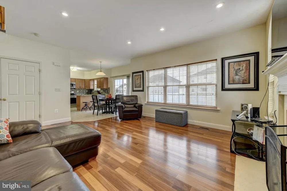 141 QUIET ROAD Sicklerville, NJ 08081