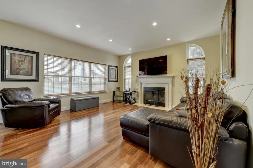 141 QUIET ROAD Sicklerville, NJ 08081