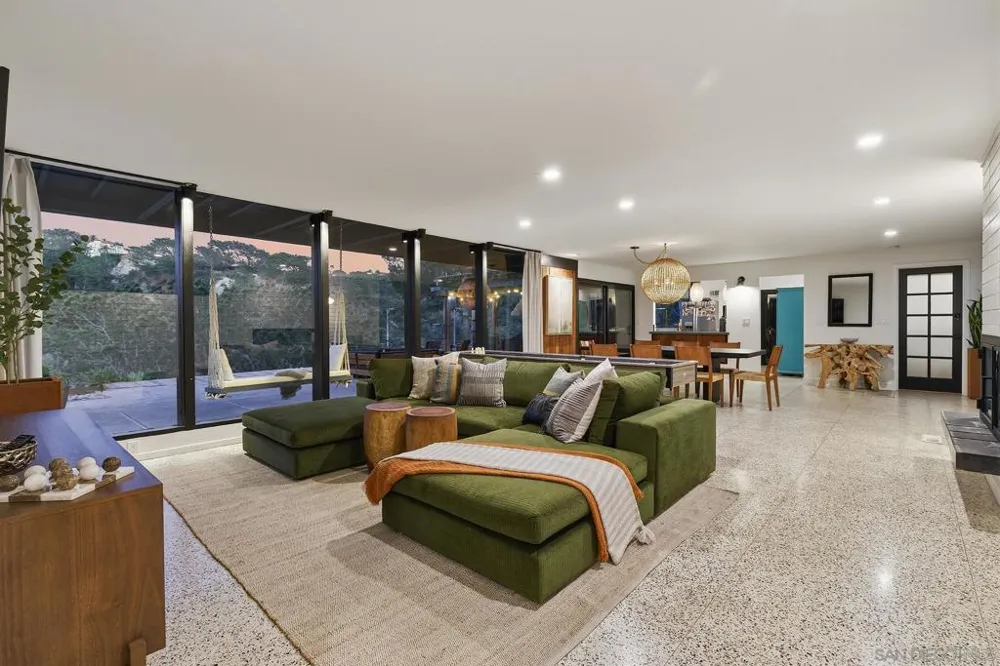 1234 Oribia Road Del Mar, CA 92014