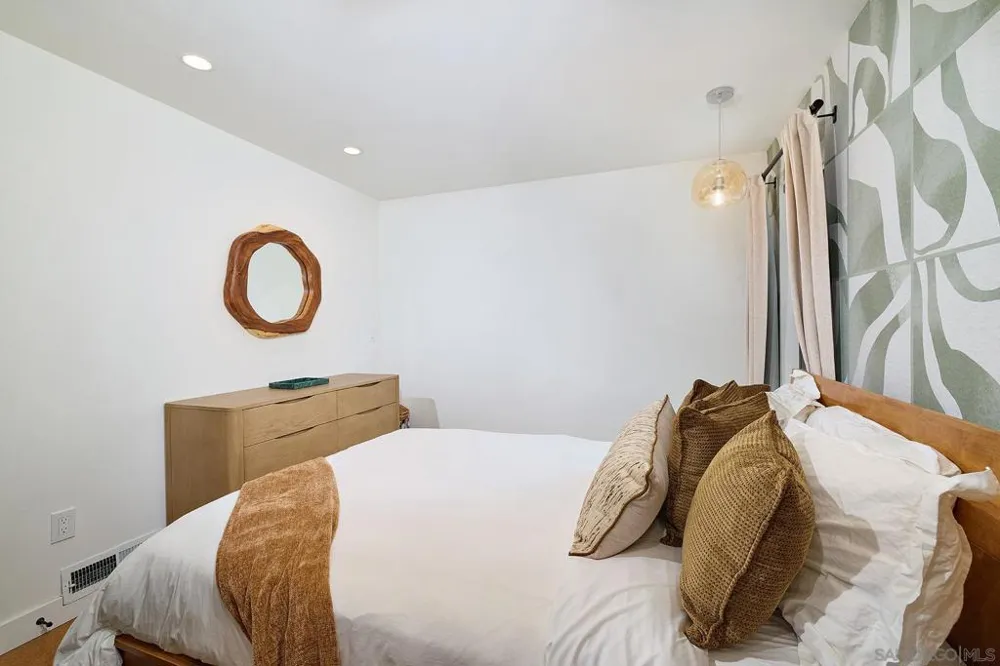1234 Oribia Road Del Mar, CA 92014