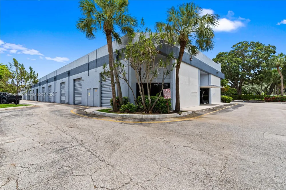 10297 NW 46th St #1A Sunrise, FL 33351