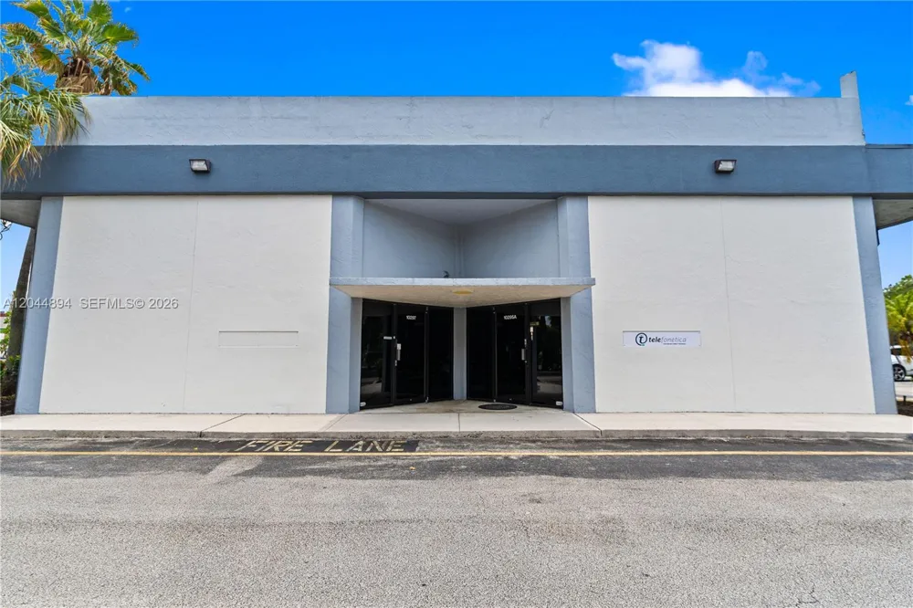 10297 NW 46th St #1A Sunrise, FL 33351
